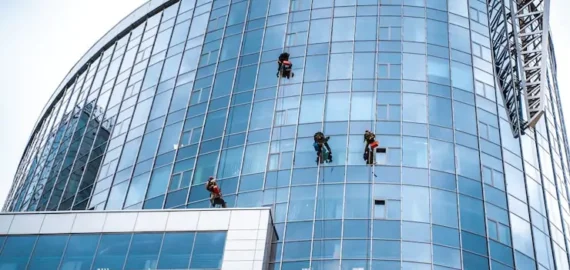 high-rise-cleaning high-rise-cleaning