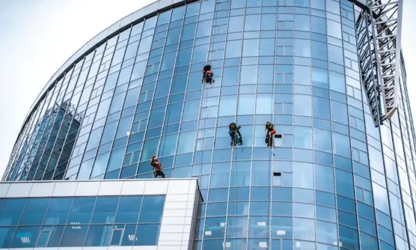 high-rise-cleaning
